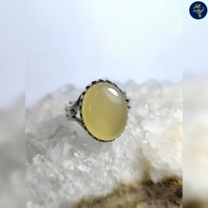 عقیق عسلی
